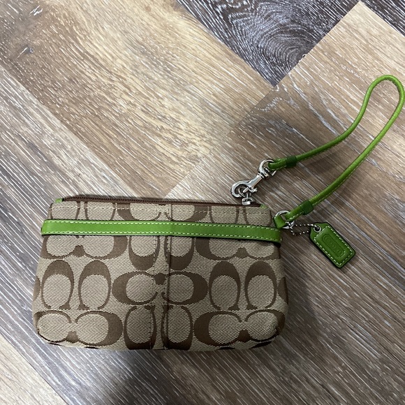 Coach wristlet - Picture 2 of 2